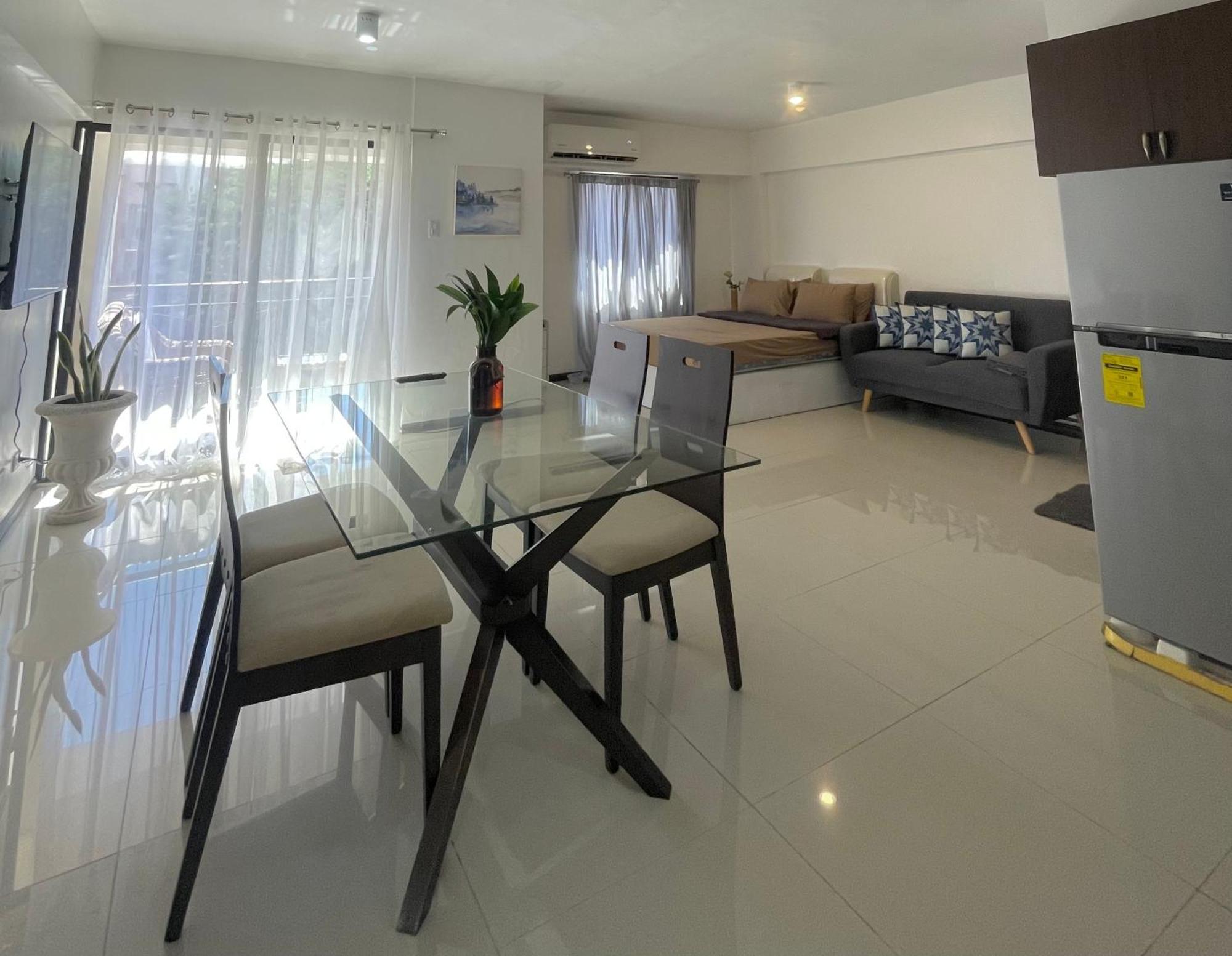 The Premier Suite Lapu-Lapu City Bagian luar foto